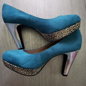 Platform Suede Pumps